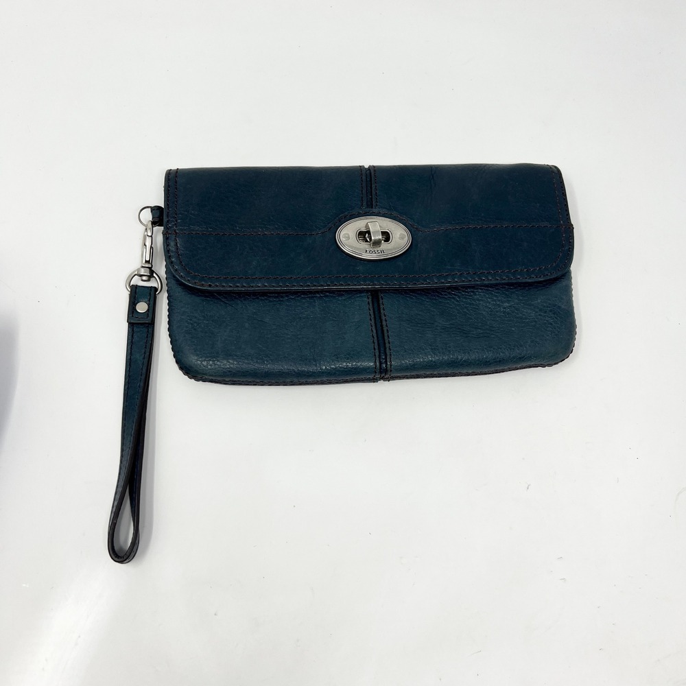 Fossil Teal‎ Blue Pebbled Leather Turn-Lock Wristlet Clutch Bag with Card Slots